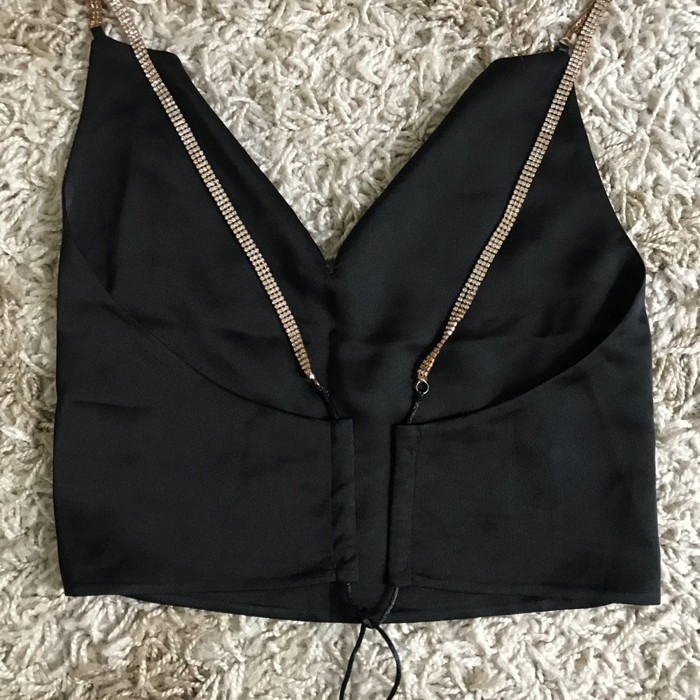 Black satin loose crop